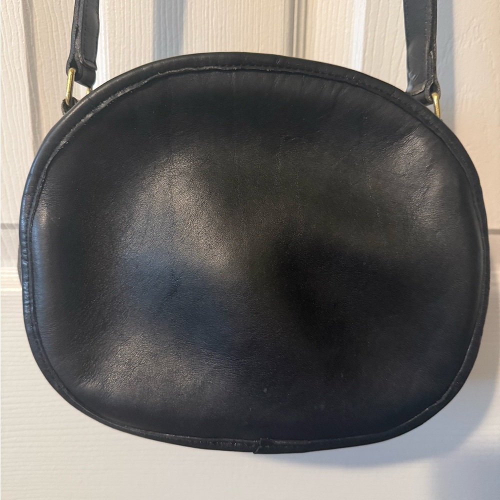 Vintage COACH Chester Canteen Crossbody Bag🖤✔️ - Picture 2 of 12